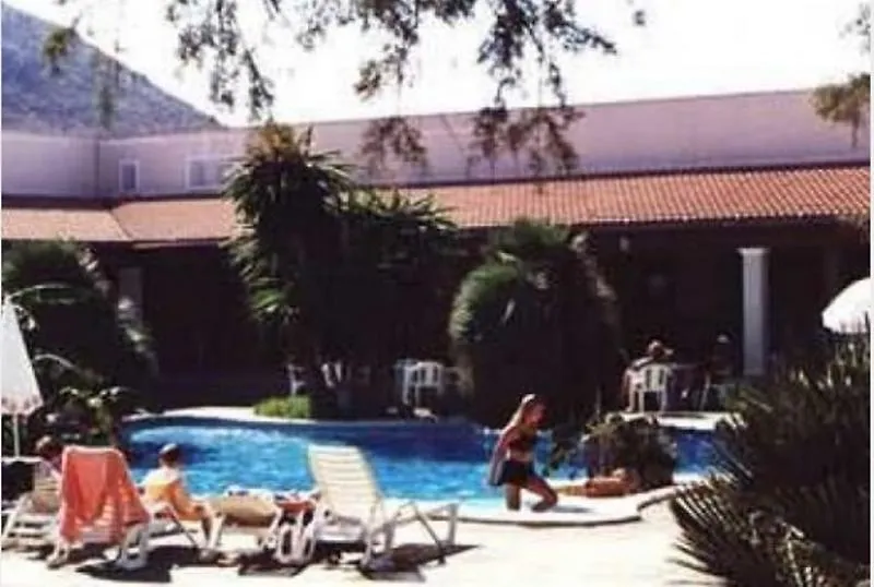 Club San Pedro Hotel Arta